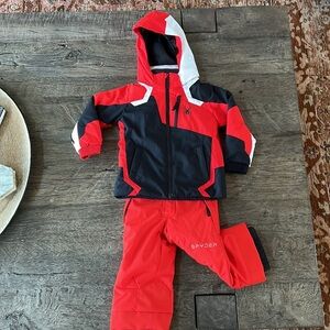 Spyder ski suit 2T WORN ONCE